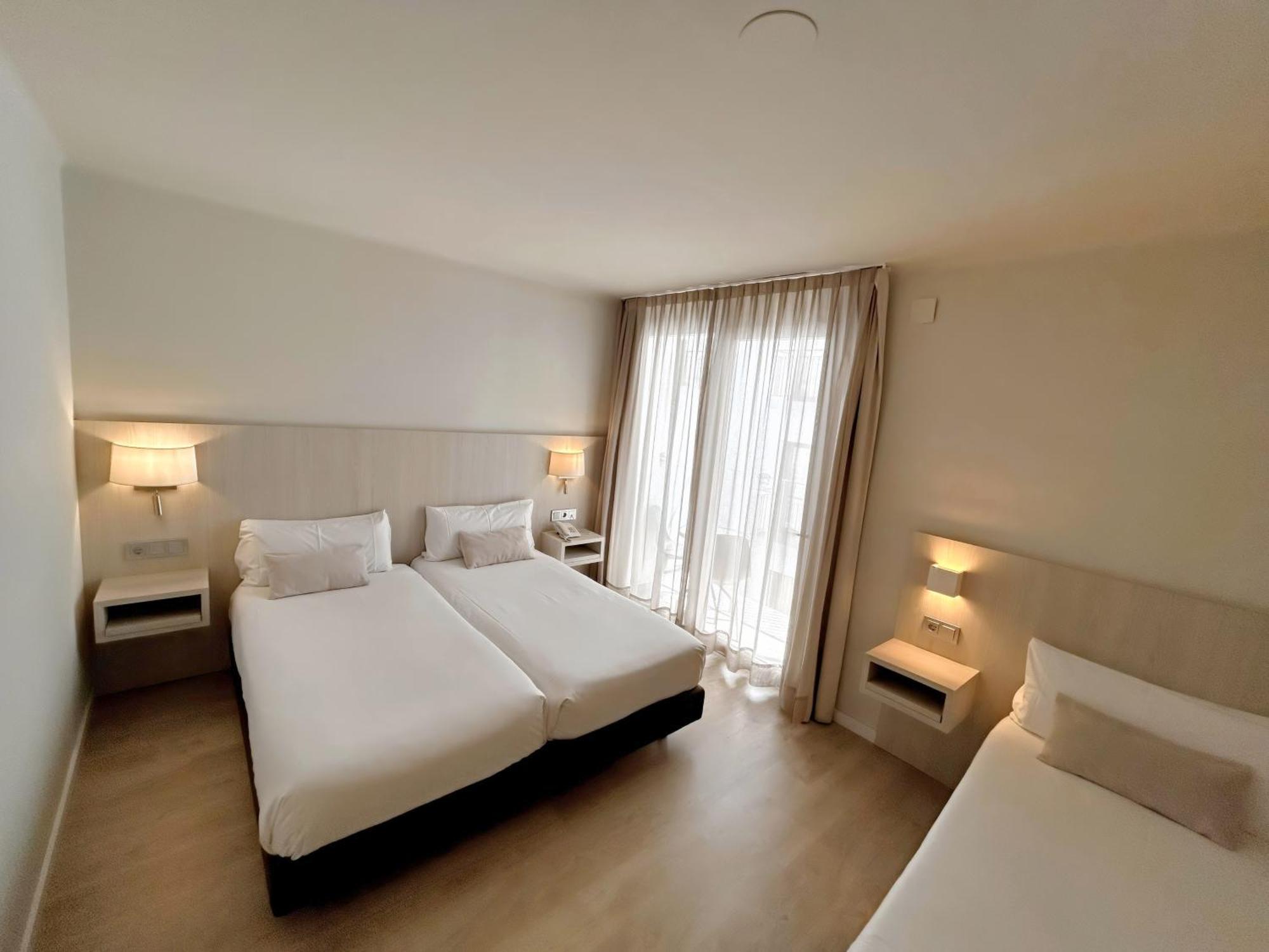 Hotel Marina ロザス エクステリア 写真